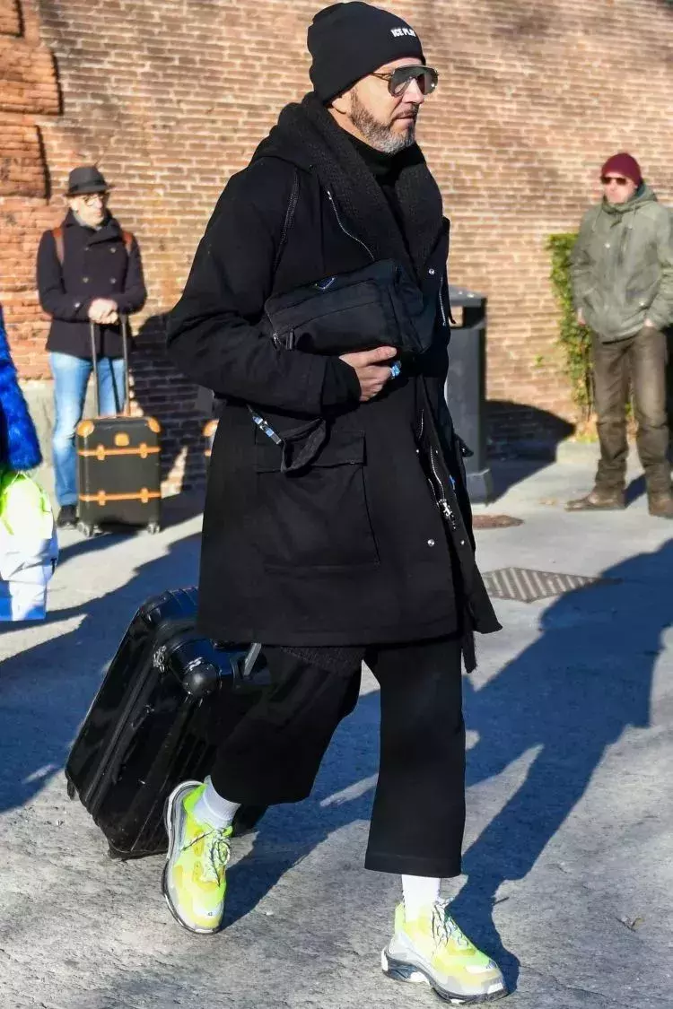 男人的性感,都藏在这些不卡档的「阔腿裤」里