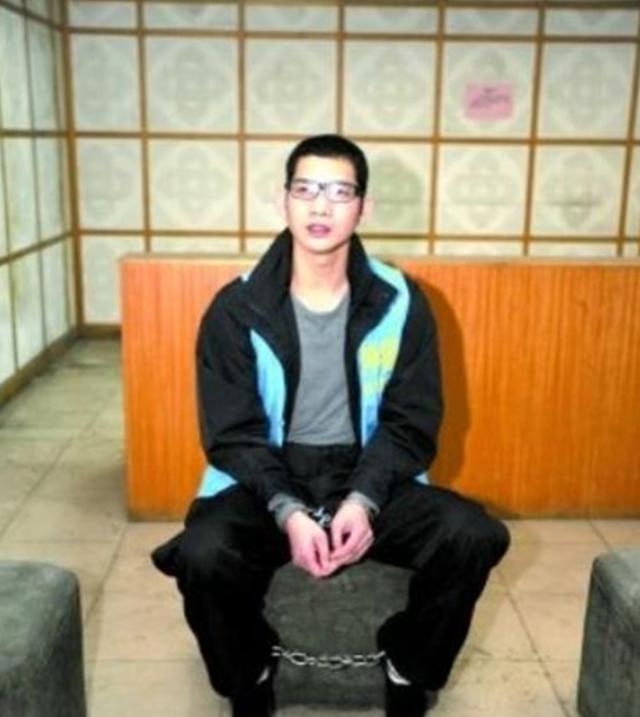 成瑞龙:背负13条人命逃亡10年,行刑前:为什么我的家人没有来?