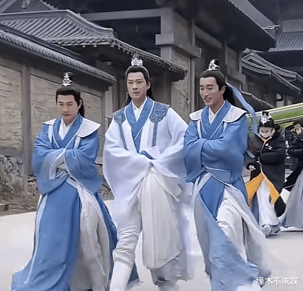 仙剑奇侠传四|《仙剑4》鞠婧祎娇小，168cm毛晓慧很抢镜，新组合引粉丝热议