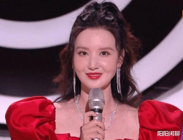 女孩|娱乐圈就是个大染缸，跳进来的这5个女孩，个个都变了样