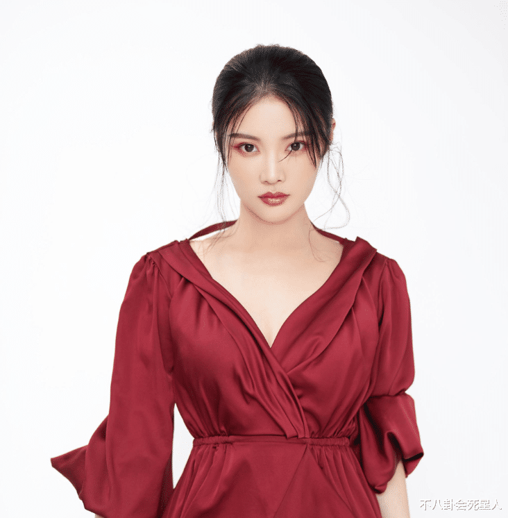 高叶|《狂飙》陈书婷让我明白：成熟美艳女演员，被严重低估！