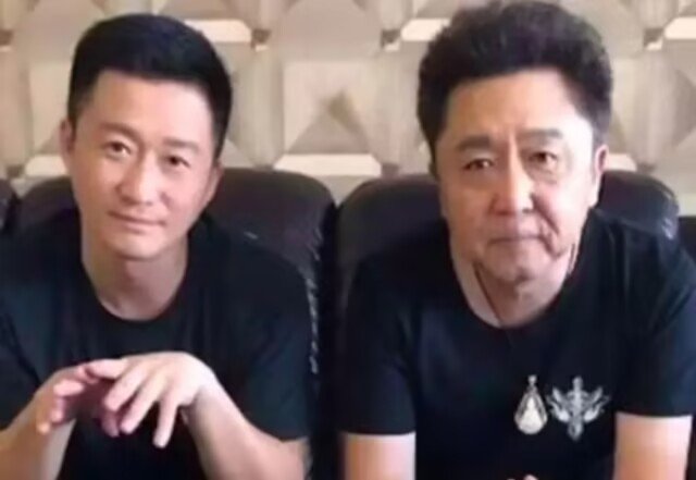 郭德纲|有一次,郭德纲问吴京:“资料上说你是满族人,属于八旗中的哪一旗啊?”