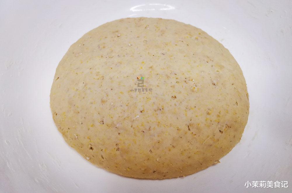 熬夜|皮肤干燥特别显老,建议女人少吃“燥物”,多吃5样,水润细腻显年轻