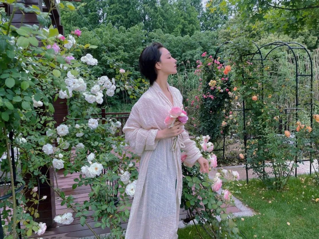 张馨予|离开李晨8年后，张馨予4000万后花园火了：终于活成了别人羡慕的模样