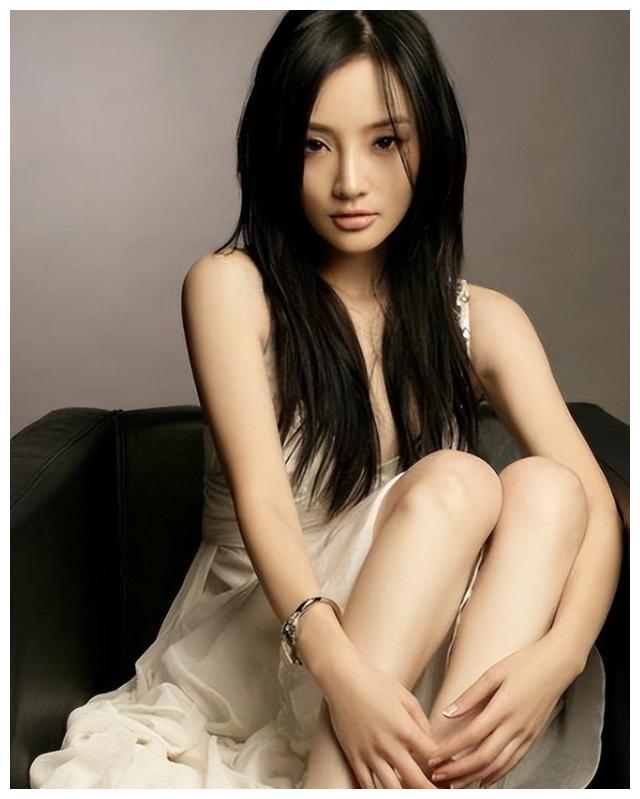 关晓彤|16岁拿影后，如今却被评为“最讨厌女星”第一位，她做错了什么