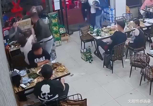 西南政法学生就“打人”事件发不当言论,叫嚣:我绝不接受批评