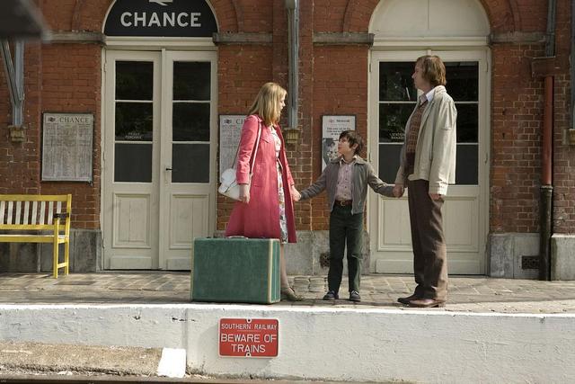 高校|“间歇性踌躇满志,持续性浑浑噩噩”:你不想上班,是有原因的