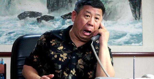 张晋|他因长得“丑”被导演看中,演技令张嘉译佩服,妻子比他更厉害