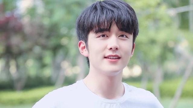 童瑶|张新成童瑶组“年下CP”，有两个因素影响，正常播出稍微有些难度