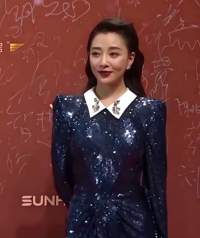 殷桃|大满贯视后，嫁富二代闪婚闪离，43岁身材轻盈，网友：美人不迟暮