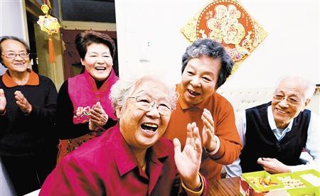 |员工想升职加薪，私下给领导送礼，结果领导的一番话让他无地自容