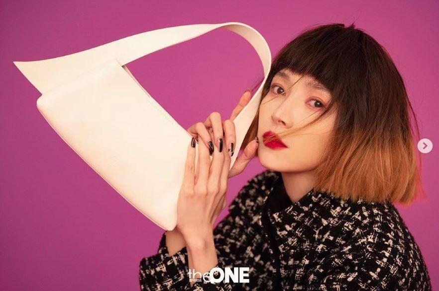 金泫雅 侯佩岑「挑染短发+大红唇」激似泫雅!网一看认错:超减龄