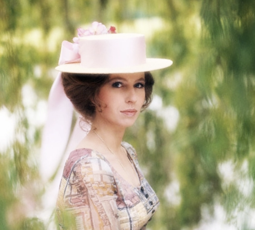 王诗龄|王诗龄留学排面大,入住英国女王女儿的旧时宿舍,为校方特意安排