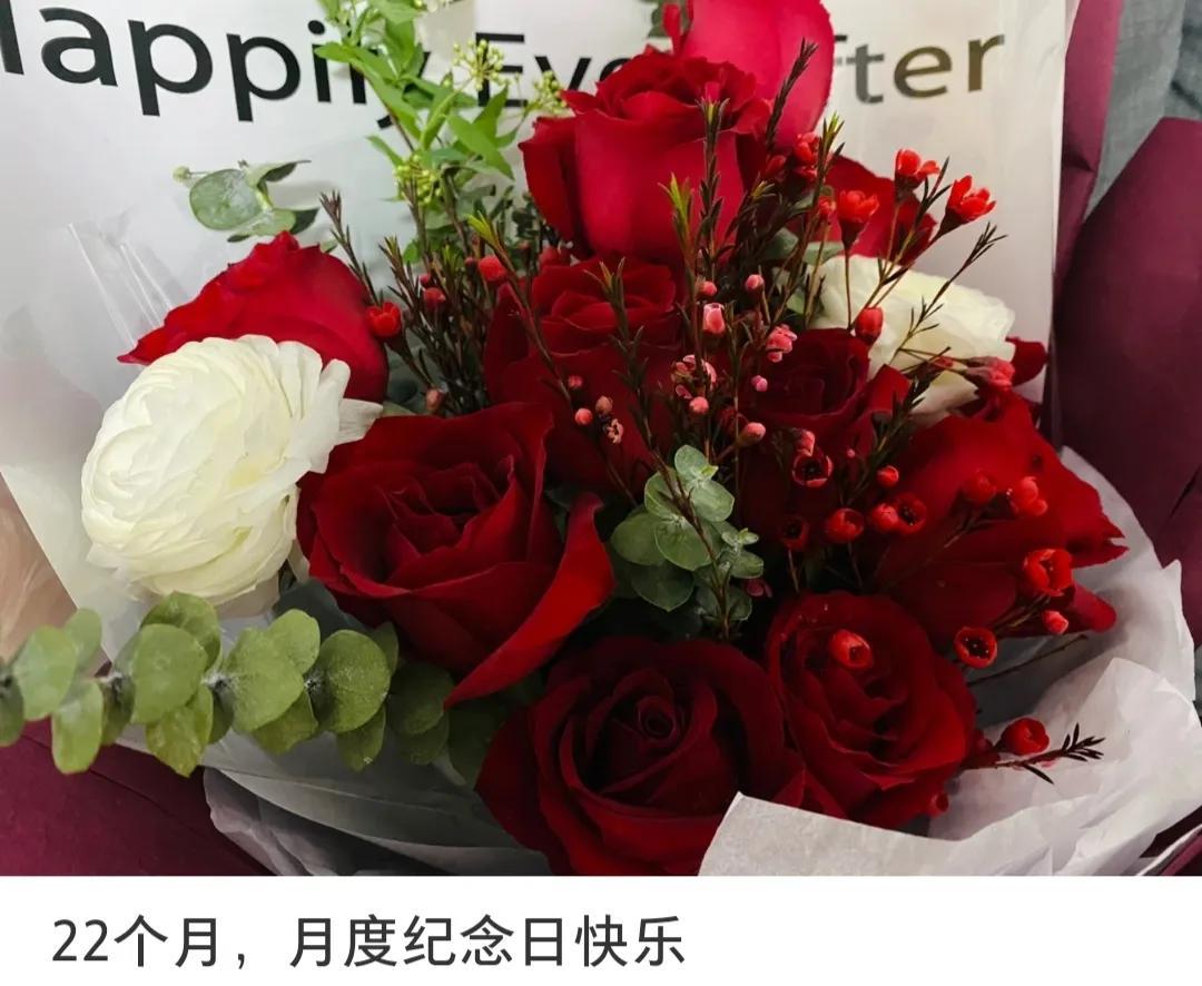 女网红嫁黑人,称很幸福!男友在伦敦有3套房,结婚按习俗给彩礼