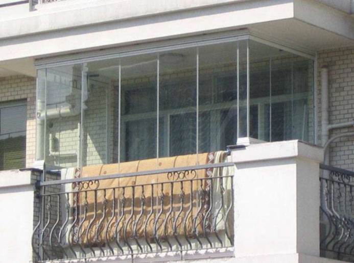 聪明人阳台都不装塑钢窗了,装这个全小区都羡慕,独特又美观!