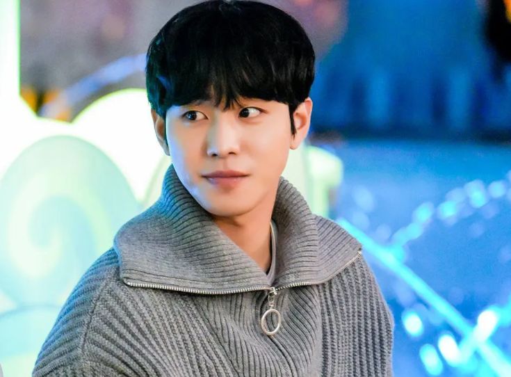 安孝燮|《社内相亲》安孝燮火了！霸总土甜真上头，戏外更是多才多艺