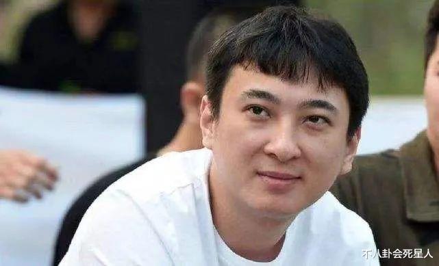 刘畊宏|一天6个瓜，账号被封，恋情曝光，吃屎，戏骨去世，真“混乱”