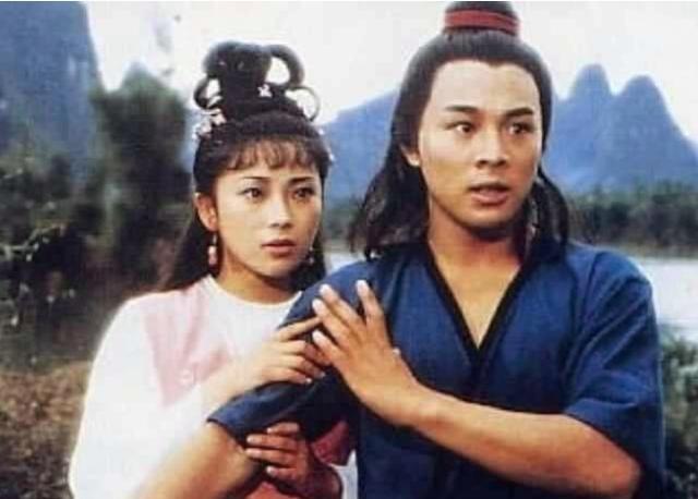 李连杰|李思:父亲是李连杰,母亲住10年地下室,都说后妈女儿没我好看