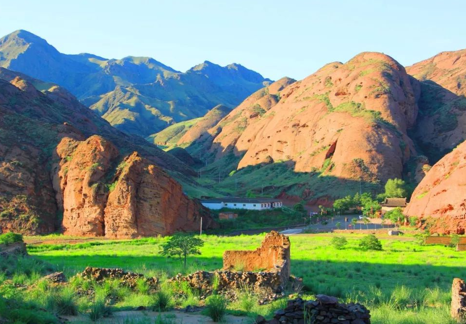 重庆|宁夏又一景区“爆火”，被誉“塞上奇峡”，风景优美宛如幻境