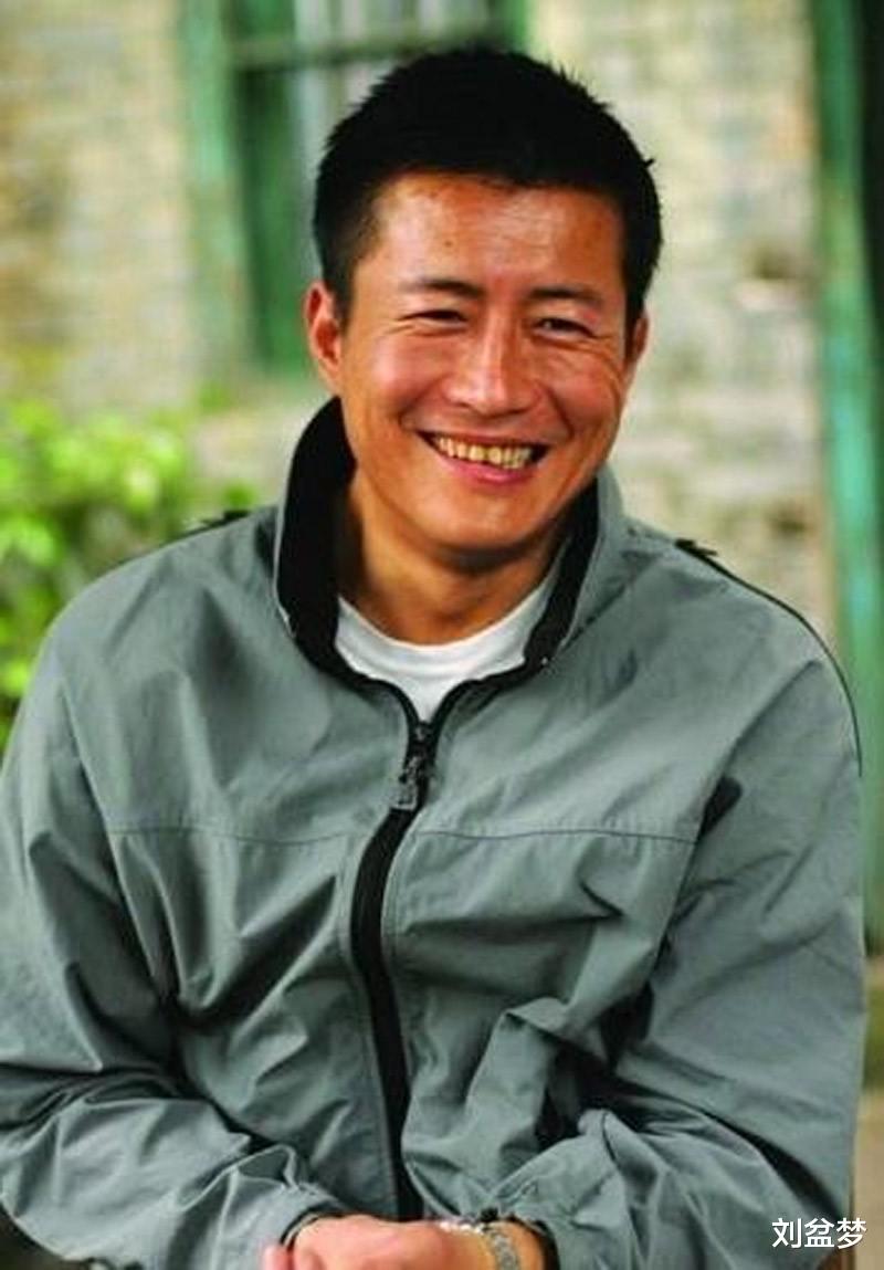 高曙光|高曙光：演了一辈子戏，却没两任妻子出名，一个影后，一个富婆