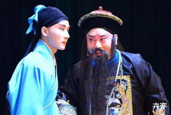 郭德纲|“王梦婷事件”一个月,郭德纲空降麒麟剧社:这个男人,真的老了