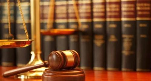 案例河北一女子车内偷情猝死,情夫获刑3年,死者丈夫:该判死刑
