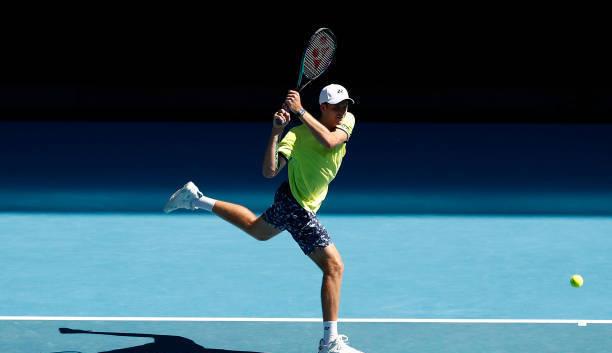 納里|澳網(wǎng)次輪爆大冷！10號(hào)種子遭橫掃出局，納達(dá)爾沖冠少了一大勁敵！