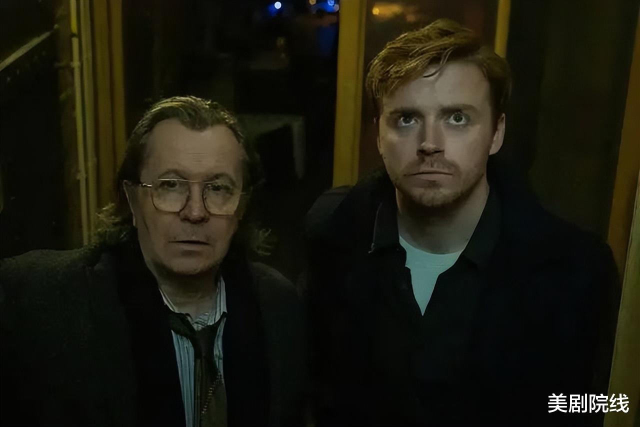 瑞文|年度佳作!终于看完了这部9分英剧,好过瘾