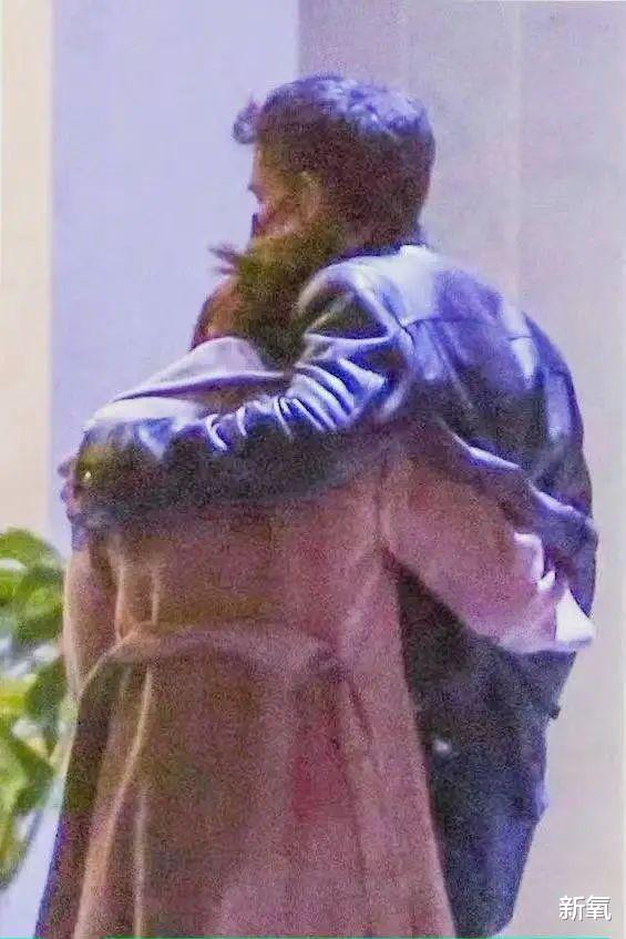 写真|又一对巨星20年后世纪大复合！比大S锋菲恋都抓马…