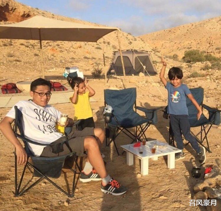 刘烨|“养娃高手”刘烨:把好好的混血儿子养成了难民