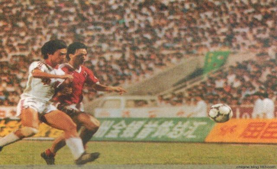 集成电路|25岁就退役,曾差点加入拜仁,李华筠的职业生涯你了解吗?