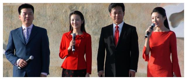 管彤：在央视打拼25年，和韩红关系好，41岁嫁普通人被宠成宝