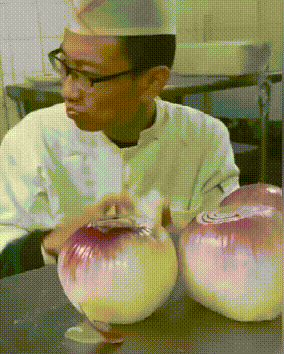 女朋友去西藏出差,走的时候还挺正常,呆了几天后我陷入了沉思