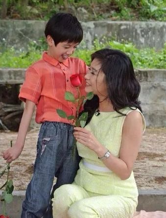 香港小姐|还记得港姐张慧仪吗？被家暴后终生不嫁，为养子耗尽家财