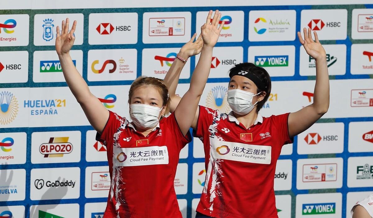 日本队|亚锦赛凡尘2比0横扫日本组合夺魁，国羽三冠成为最大赢家