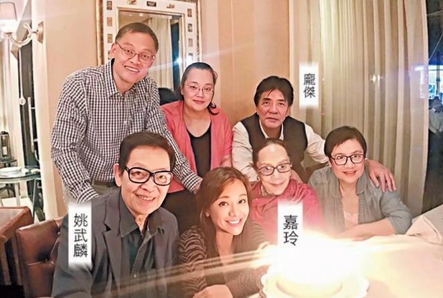 郭秀云|突传死讯！香港知名粤语片女星嘉玲因病离世，和丈夫移居泰国多年