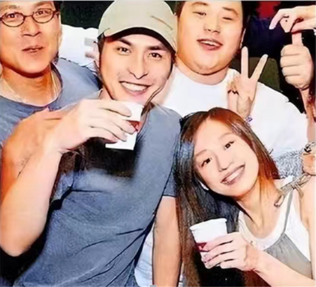 王心凌|王心凌刚翻红，前男友范植伟就作妖，发微博内涵女方是“老天鹅”