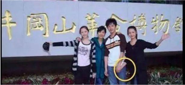 李沁|邓伦凉凉，李沁冲上热搜！谁还记得当年于正发的小作文？