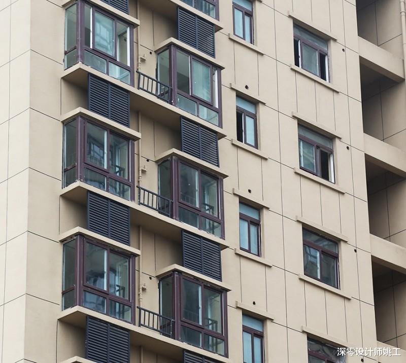 真假飘窗到底有什么不同?假飘窗可以砸掉扩容,有承重墙的真飘窗不可砸