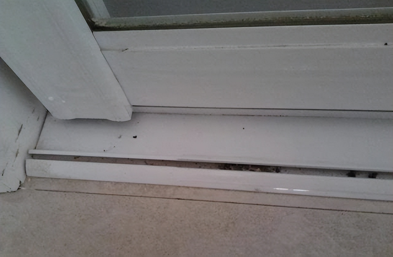 卫生间门选折叠、平开还是推拉式更耐用?一线装修师傅吐真言!