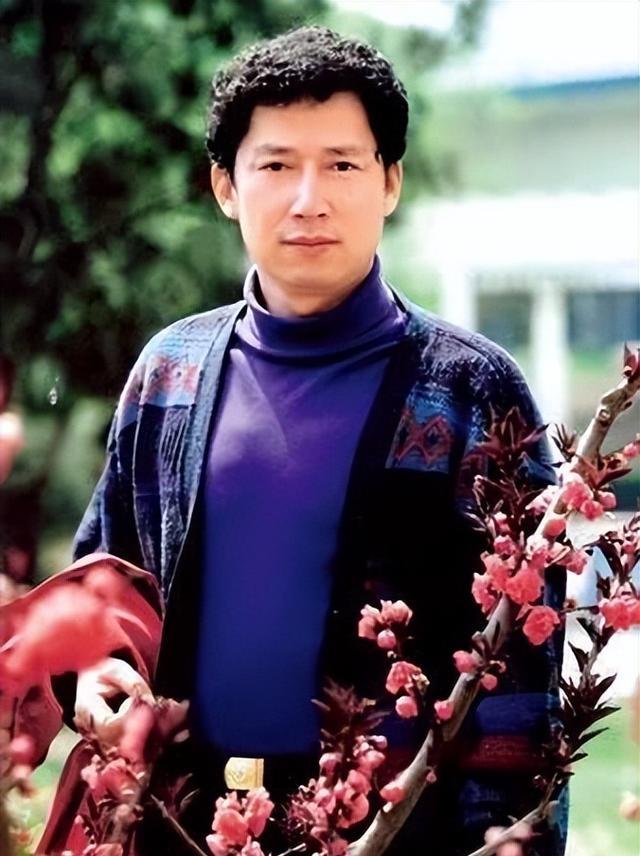 李春平|李春平晚年“被结婚”，九代单传的儿子和“女友”将何去何从？