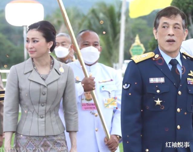 苏提达|?苏提达单人海报霸气，接连扳倒两位情敌，展露出“胜利者微笑”