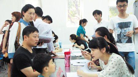 |寒假未到，校外教育机构已经悄悄“安排”上了，家长表示左右为难