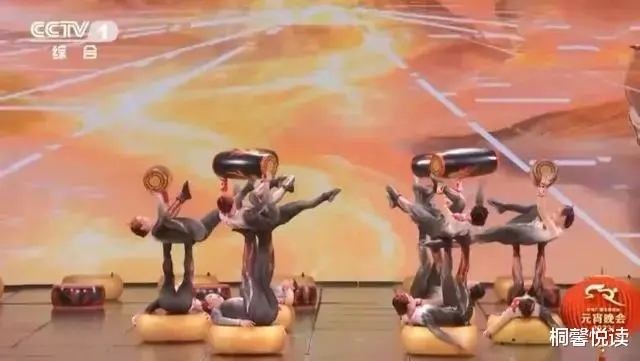 央视元宵晚会|扭捏呆板耍酷卖萌不协调,央视元宵晚会当中的一点瑕疵