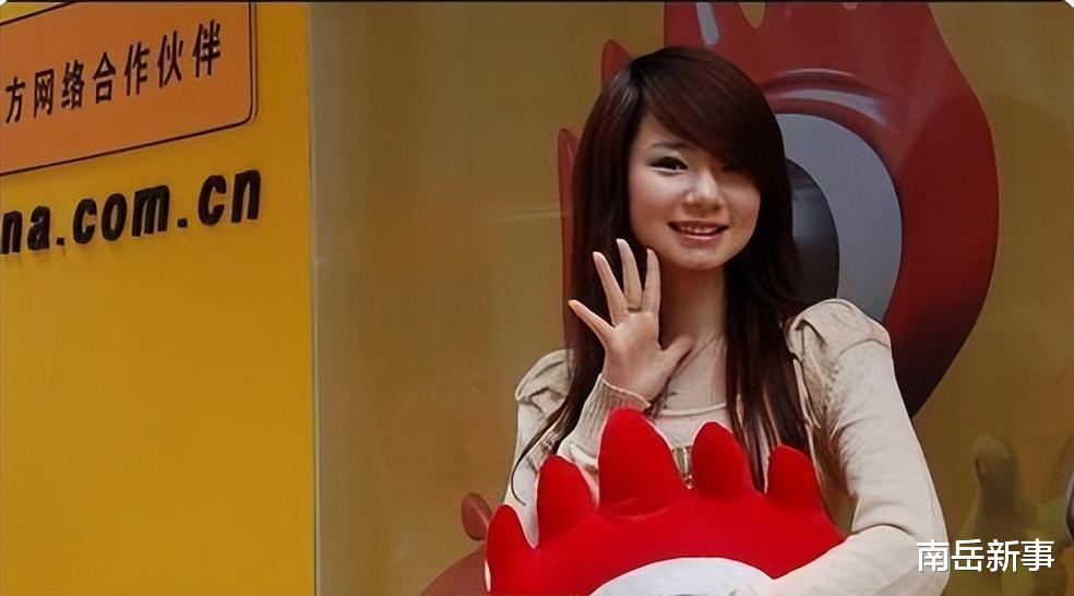 明星素颜|油光满面，浮肿显老，去掉绝美滤镜后，这些绝世美女个个回归普通