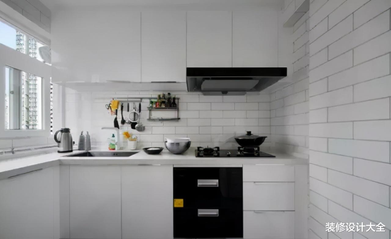 129㎡新房,电视柜设“小转角”,太聪明了,餐厅设计更实用!