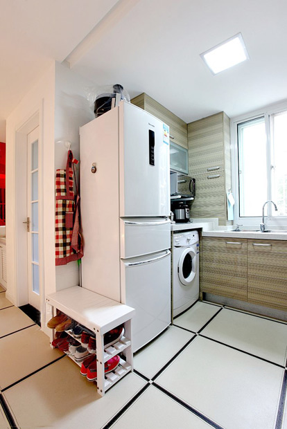 家里面积小,洗衣机该放哪里好?