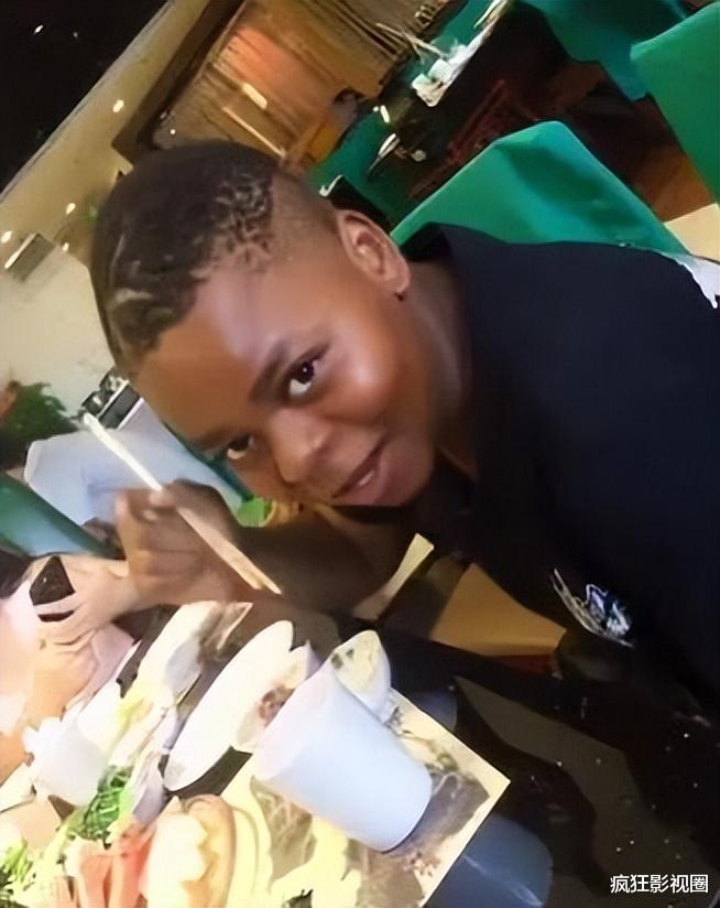 战狼2|《战狼2》上映5年演员现状,卢靖姗怀孕,两个非洲小孩差距明显