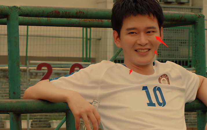 张翰|张翰《东八区的先生们》豆瓣评分2.3,我要被观众的评论笑死了