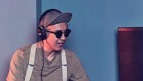 大S|大S杀猪盘!刷前夫卡买再婚用品,给光头买鞋,小菲养男人实锤了